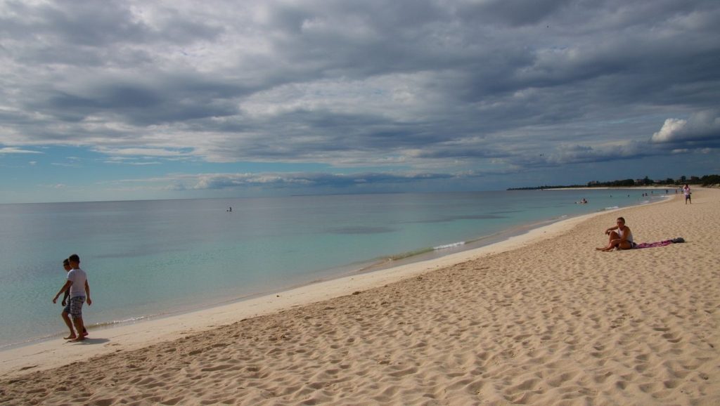 Detalle del agua en Playa Imias, Baracoa, Cuba