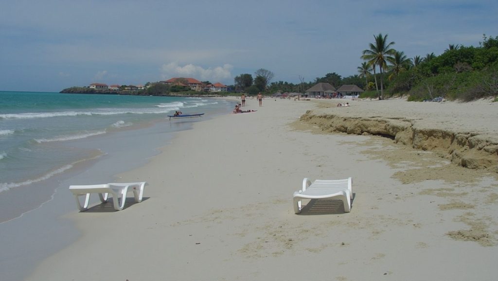 Horizonte desde Playa Maguana, Holguín, Cuba