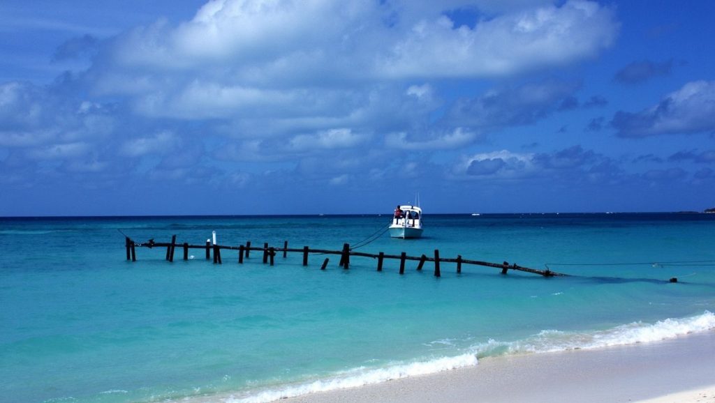 Arena fina en Manglito, Baracoa, Cuba