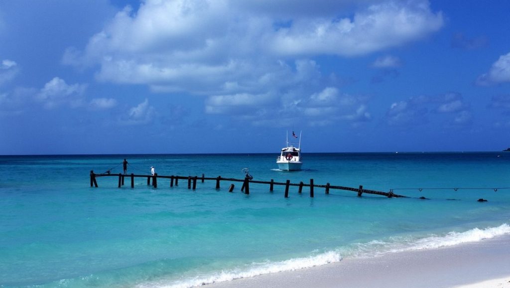 Costa de Cayo Largo desde Playa Pelícano, Cuba