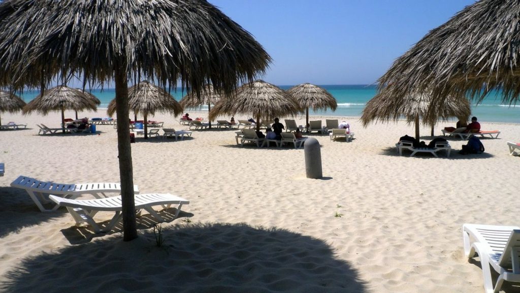 Panorámica completa de Playa Sirena, playa de Cayo Largo