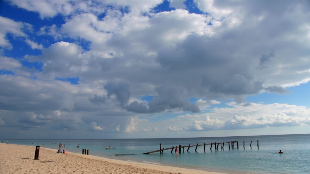 Costa de Holguín desde Playa Toa, Cuba