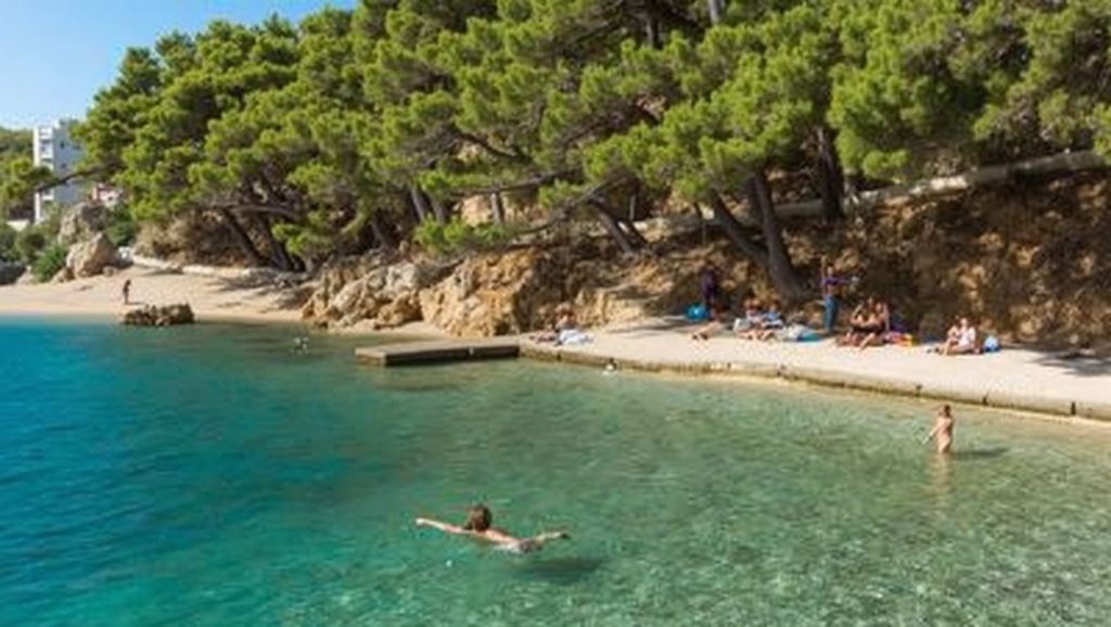 Arena fina en Plaža, Croacia, Croacia