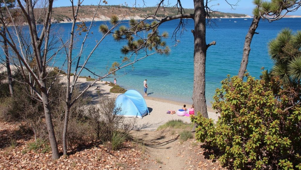 Plaža Barčica (Baška, Krk) — foto 4