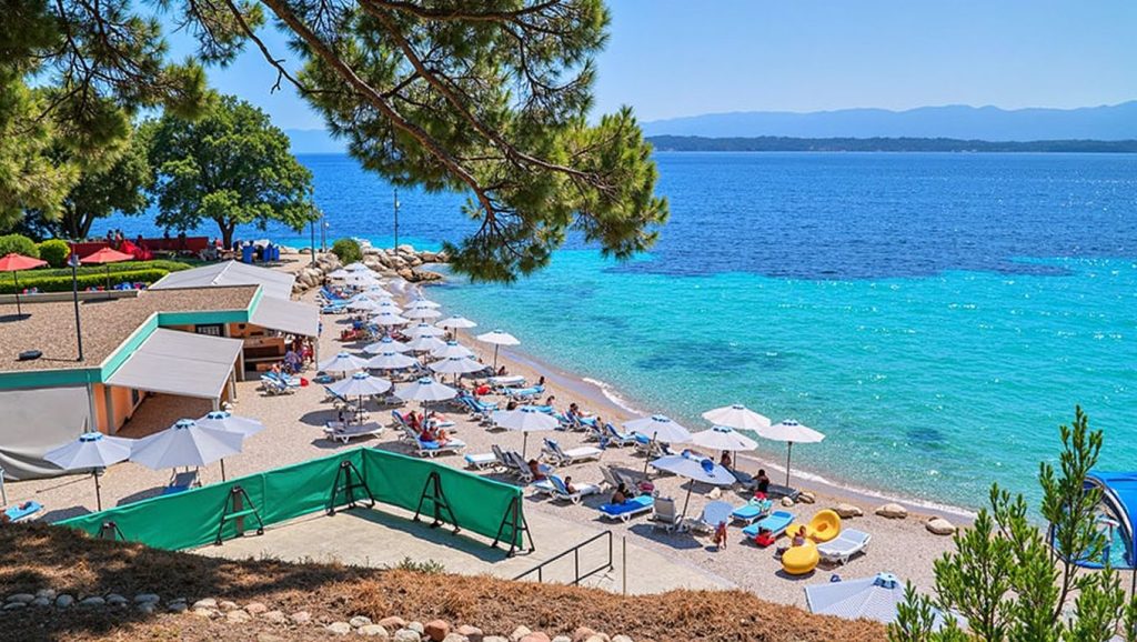 Costa de Croacia desde Plaža Borak, Brač
