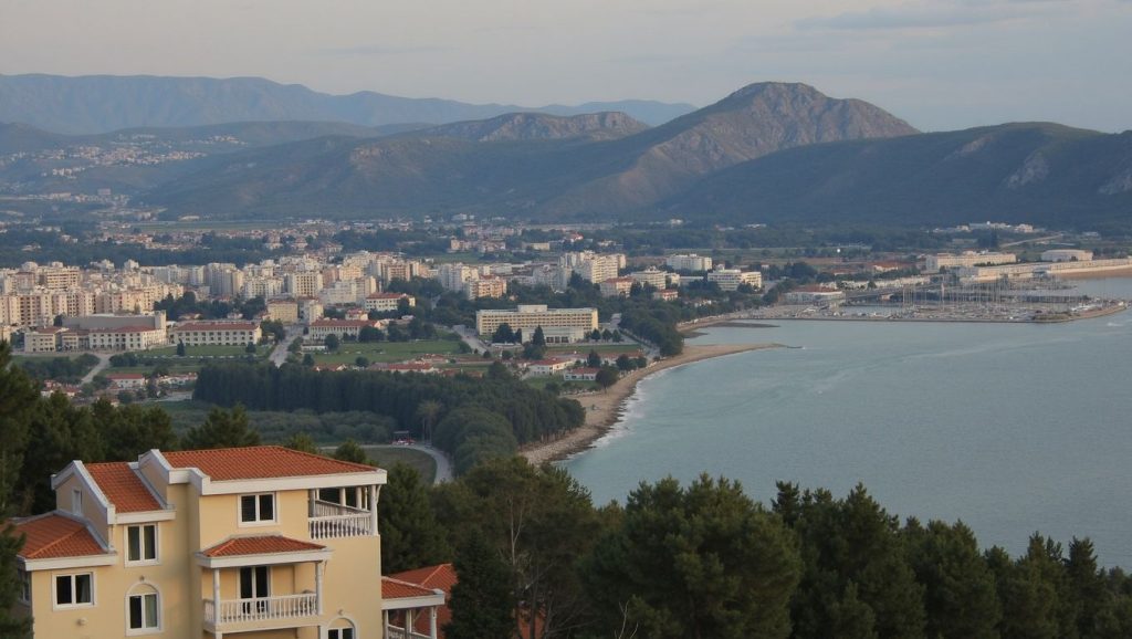 Playa Plaža Buljarica desde la arena, Bar, Montenegro