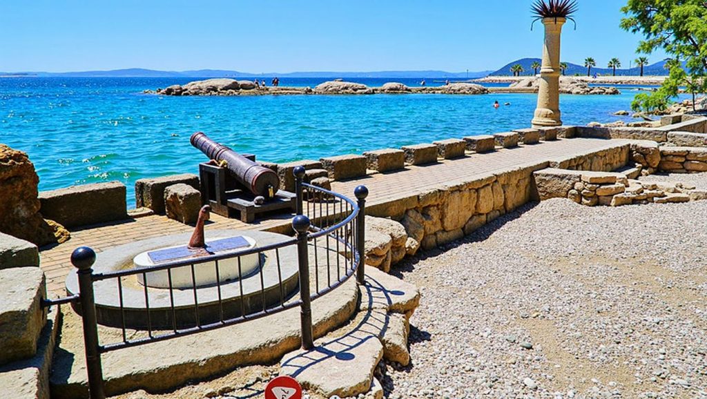 Plaža Ježinac — foto 6 de 6