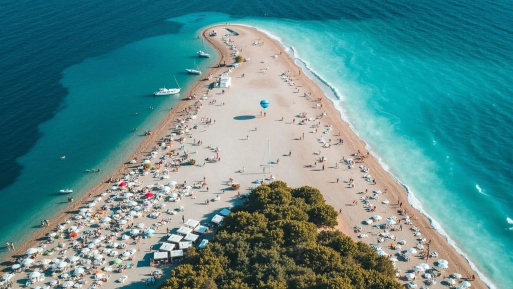 Horizonte desde Plaža Pliša, Zaton, Croacia