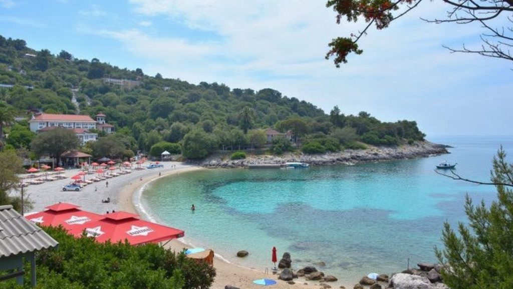 Línea de costa en Plaža Vodotič, Općina Sukošan