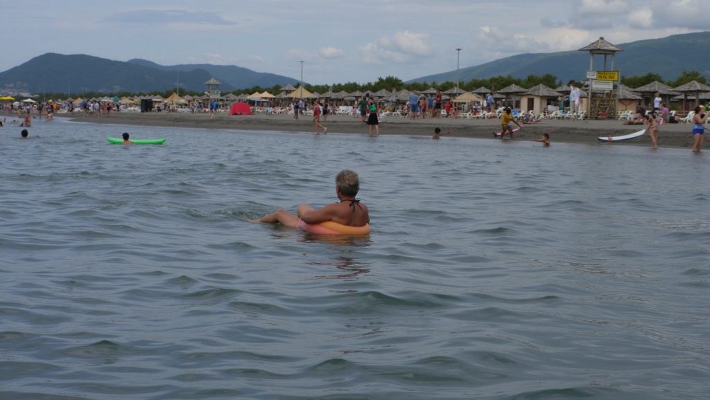 Arena fina en Plaža Žalo, Herceg Novi, Montenegro