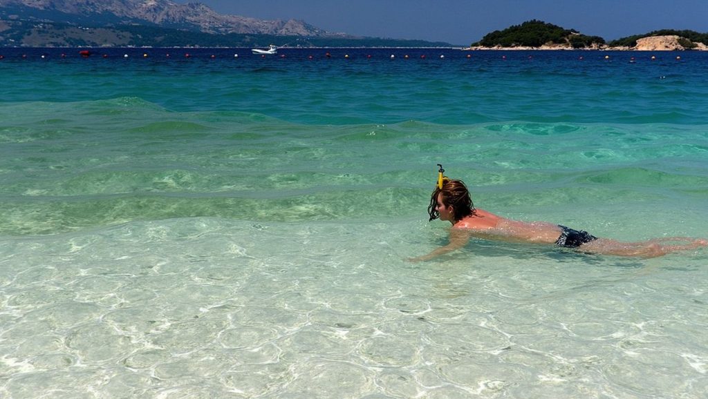 Plazhi i Akuariumit (Riviera Albanesa, Albania) — foto 2