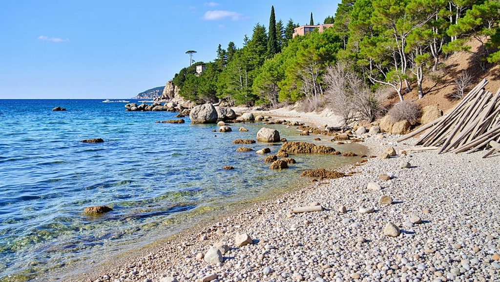 Línea de costa en Podstine, Croacia