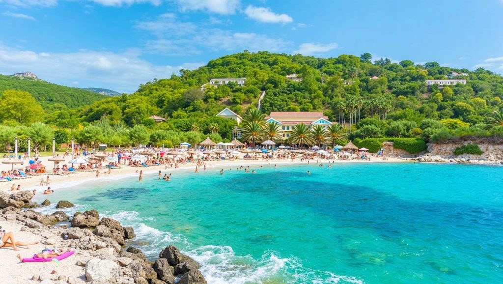 Paseo hacia Pokonji Dol, Croacia