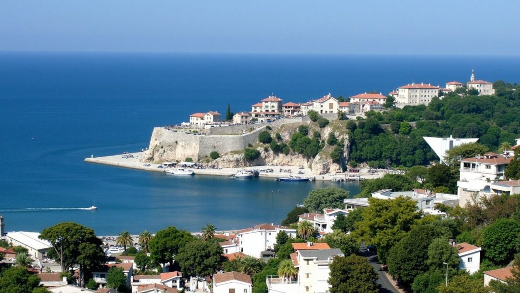 Vista del litoral en Pržno, Budva