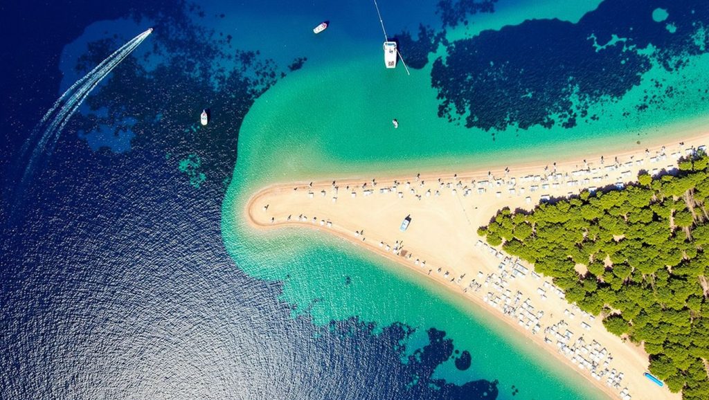 Costa de Croacia desde Punta Vrilo, Brač