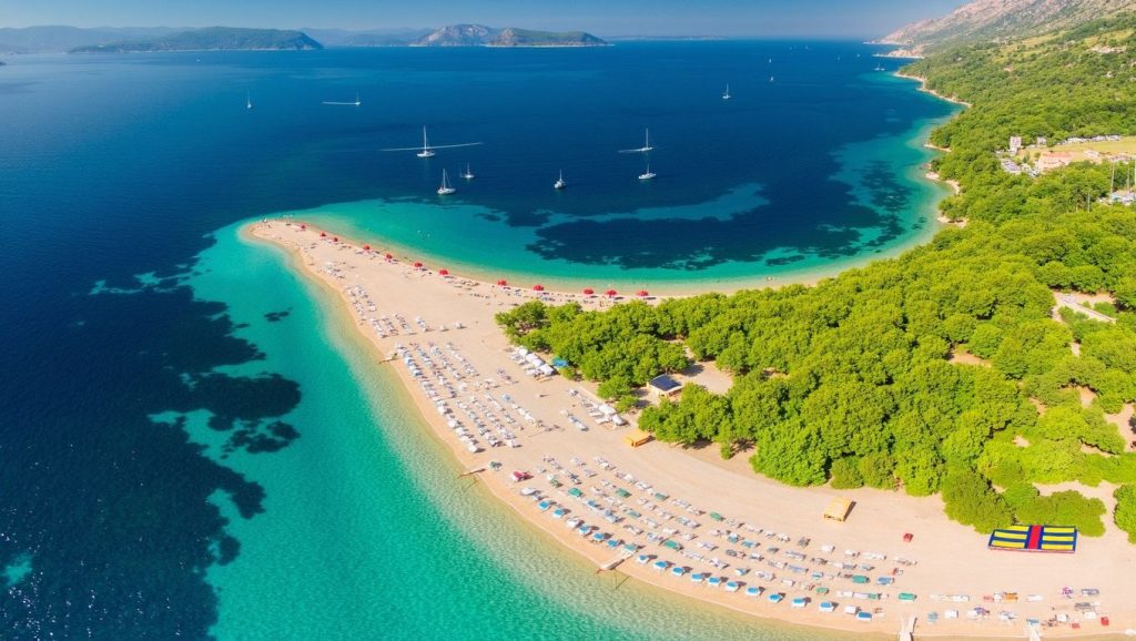 Panorámica completa de Rat, playa de Drašnice