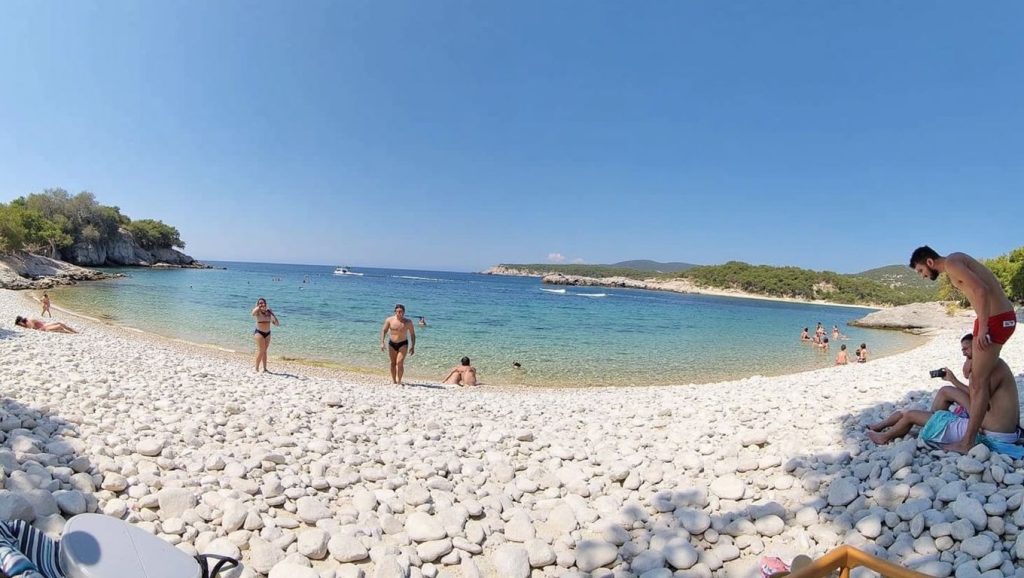 Detalle del agua en Salbunara, Croacia, Vis