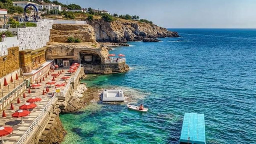 Spiaggia di Santa Cesarea Terme — foto 5 de 6