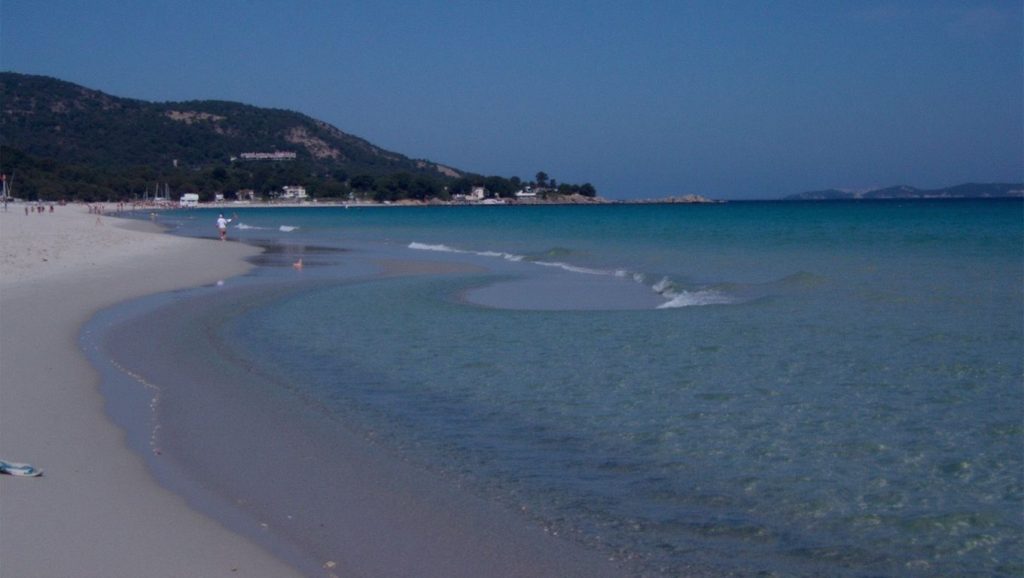 Costa de Calvi desde Sant'Ambroggio, Córcega