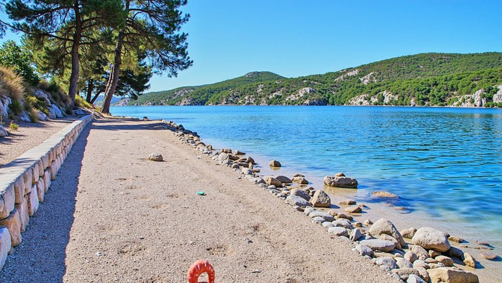 Panorámica de Šarina draga con cielo despejado, Grad Šibenik