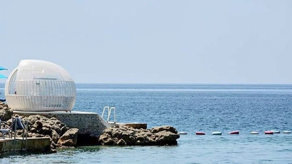 Panorámica completa de Savina, playa de Herceg Novi