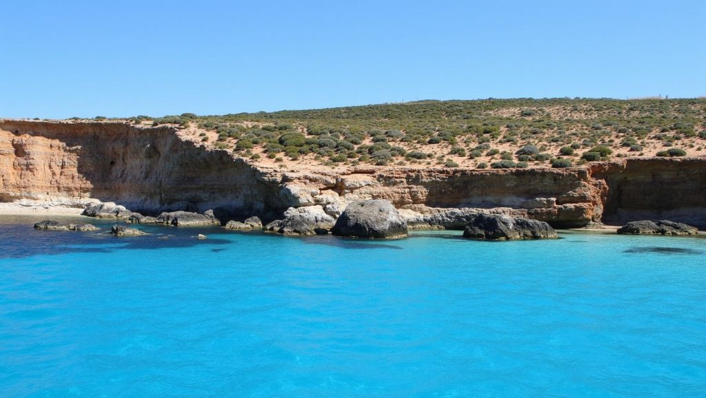 Slugs Bay (Mellieha, Malta) — foto 3