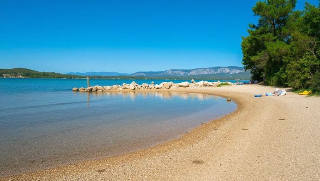 Costa de Croacia desde Soline, Croacia