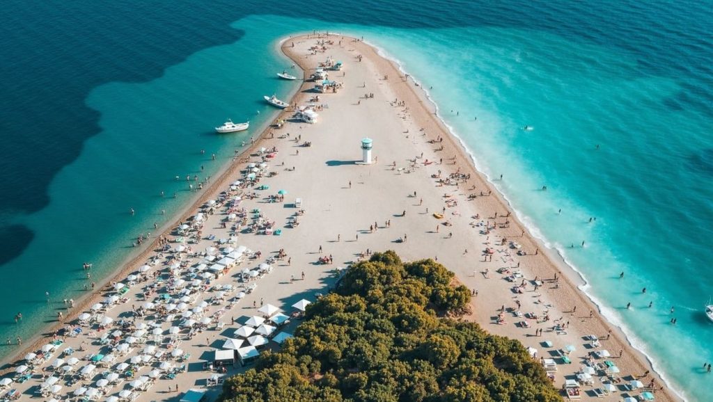 Vista del litoral en Spiaggia libera, Pescara