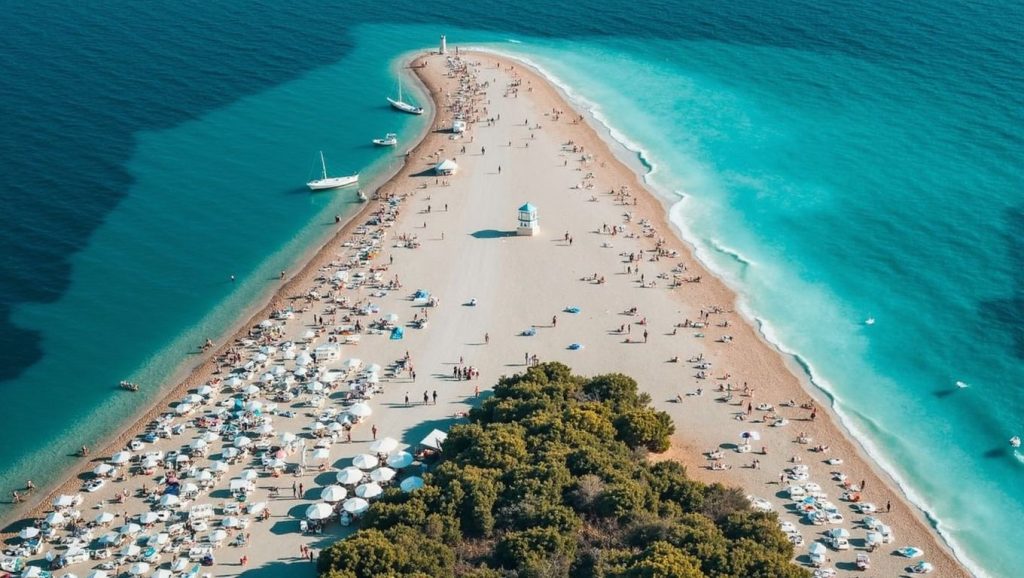 Vista del litoral en Spiaggia libera, Pescara