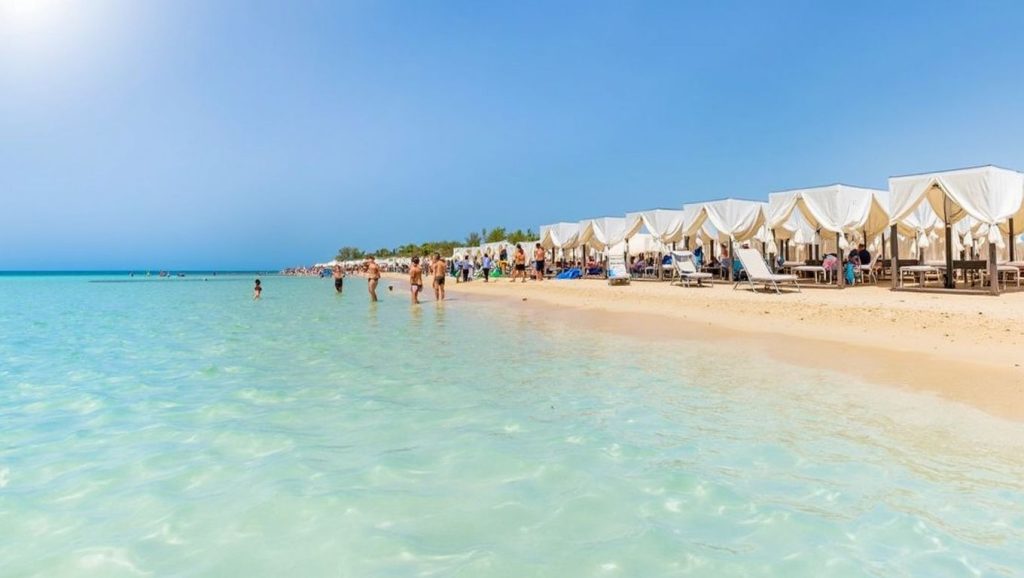 Arena fina en Spiaggia di Torricella Marina, Torricella, Puglia