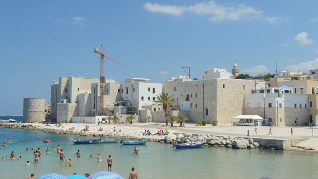 Spiaggia di Trani - Centro — foto 2 de 6