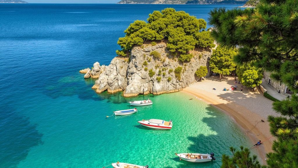 Arena y mar en Unofficial beach, Slatine, Croacia