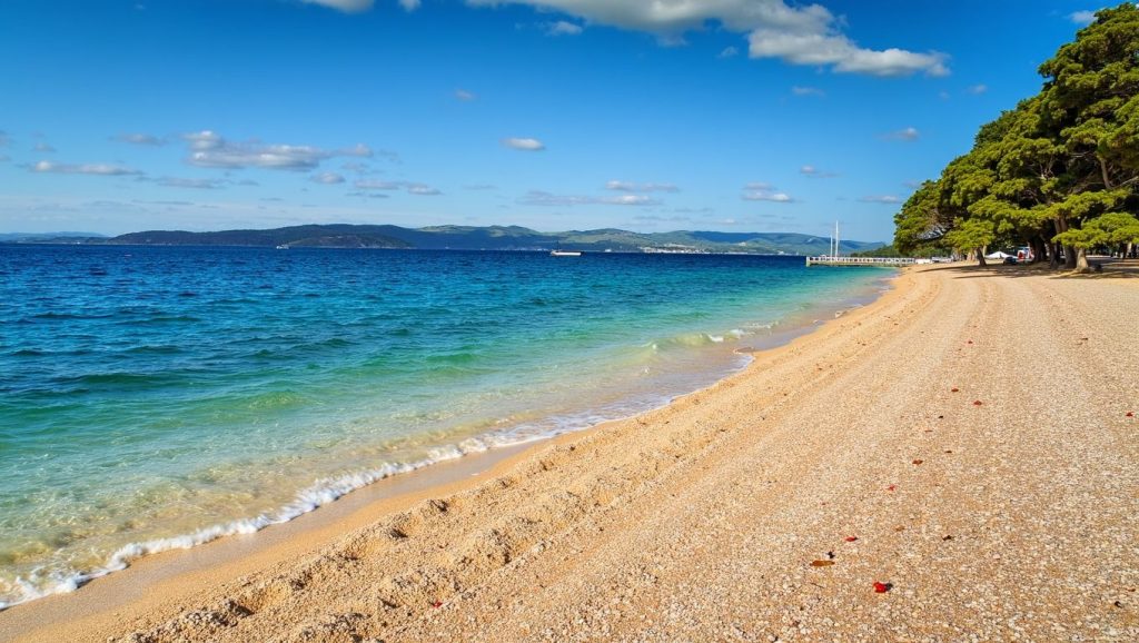 Vista amplia de Unofficial nudist / FKK en Slatine, Croacia