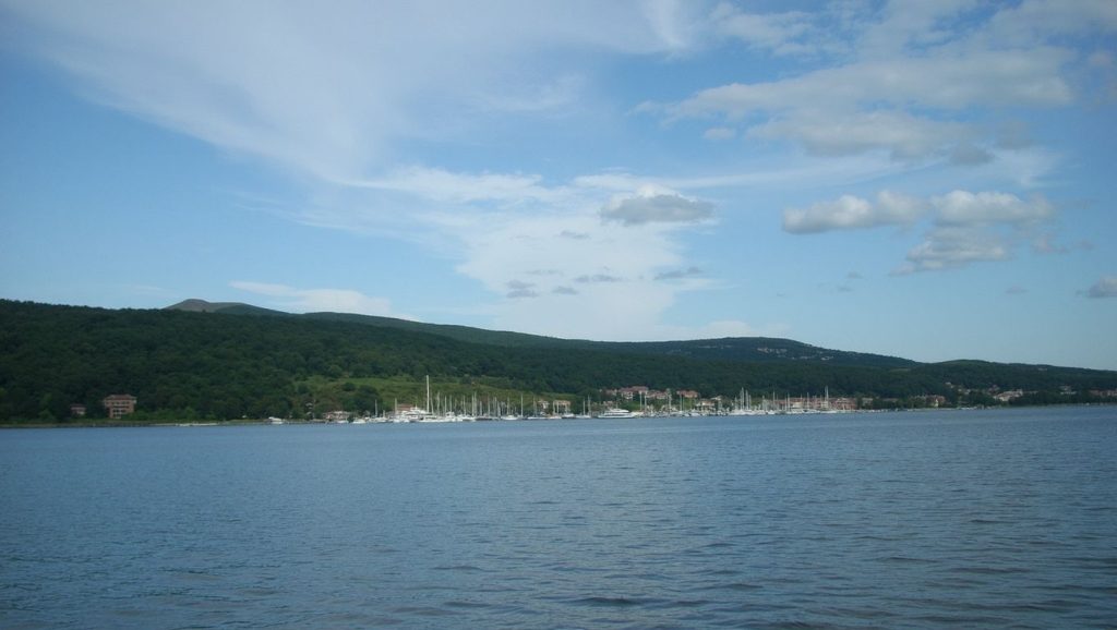 Uvala Lešić (Dobrinj, Krk) — foto 3