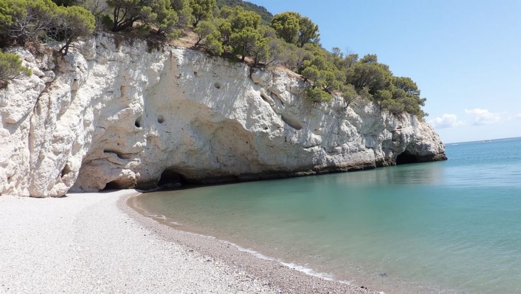 Arena y mar en Valle delle Sirene, Puglia, Puglia