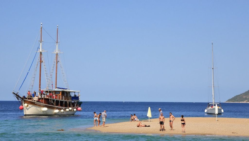 Vrana Beach (Vrana, Cres) — foto 3