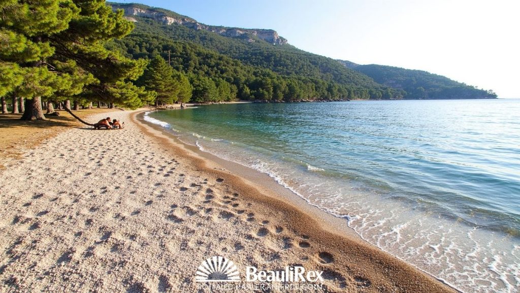Línea de costa en Vučine, Croacia