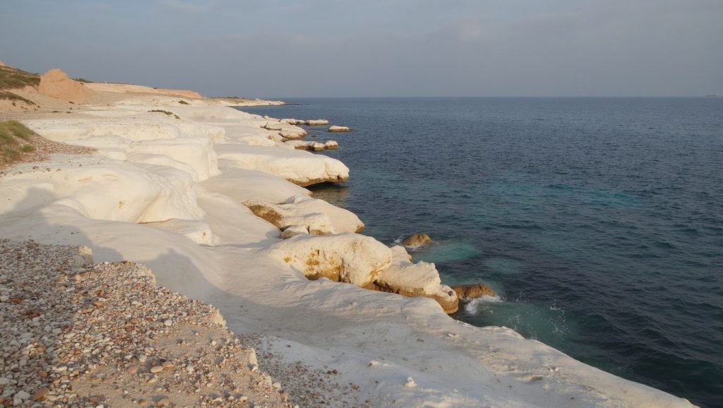 Vista del entorno de White River Beach, ?, Chipre