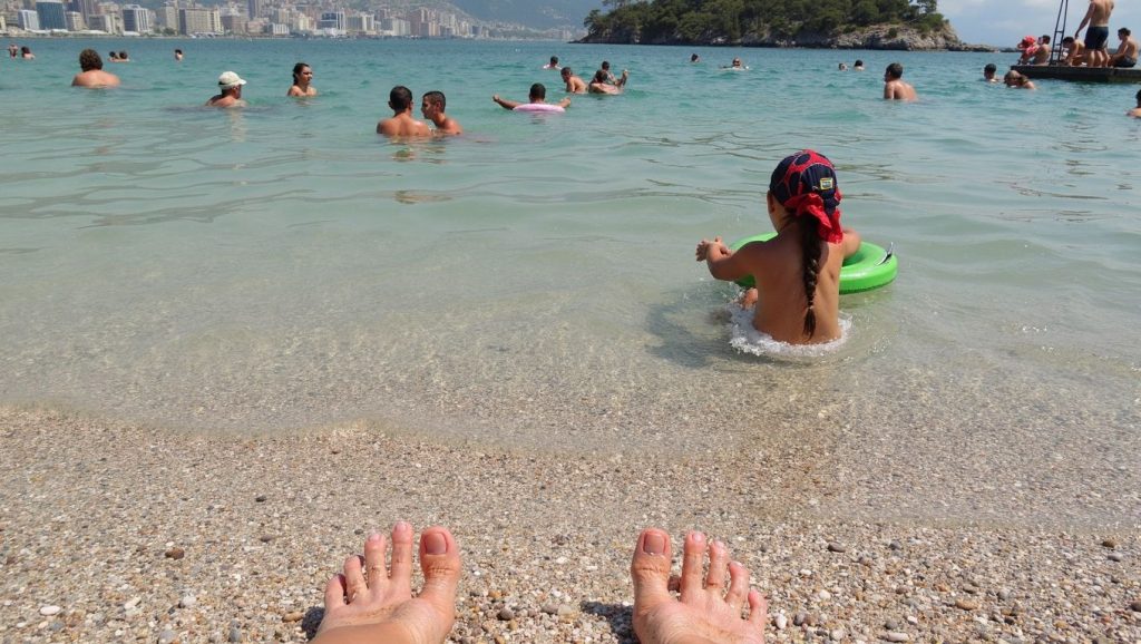 Yeşilovacık Belediyesi Halk Plajı (Alanya, Turquía) — foto 5
