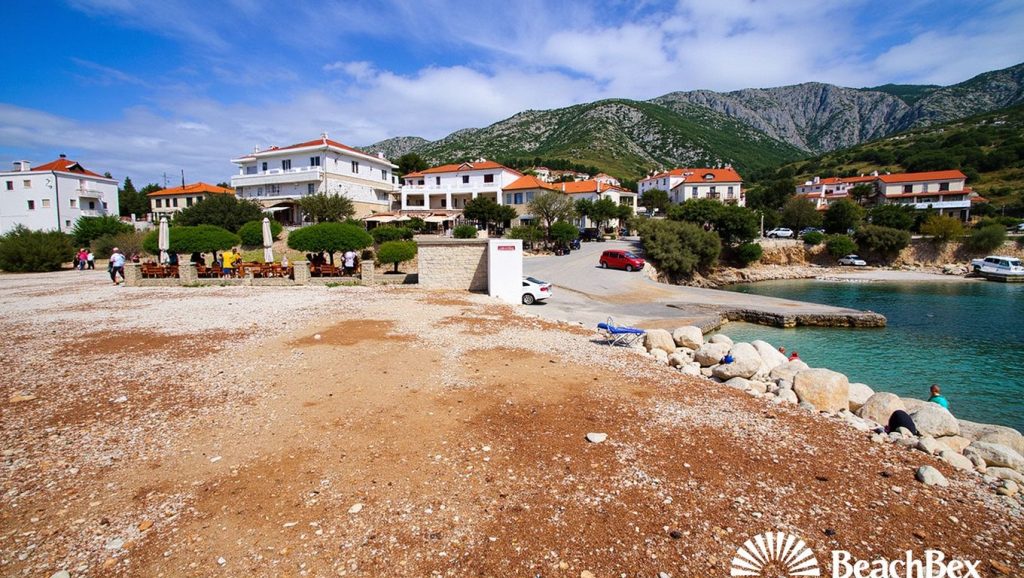 Playa Zavala Port en Zavala, Hvar