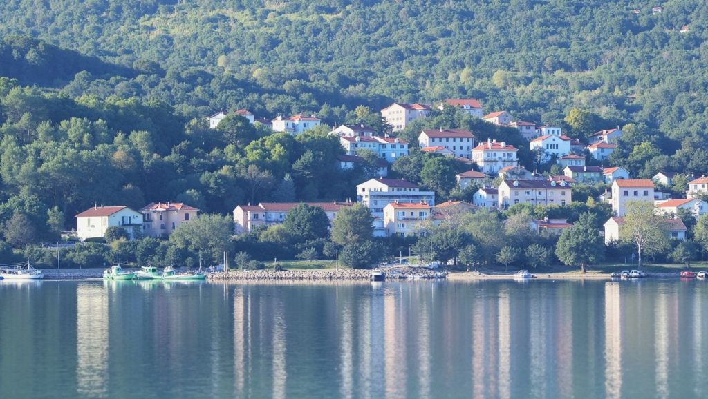 Zela beach (Baška, Krk) — foto 6
