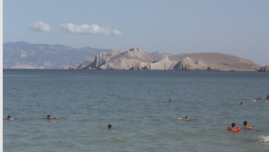 Zlatna obala (Baška, Krk) — foto 4