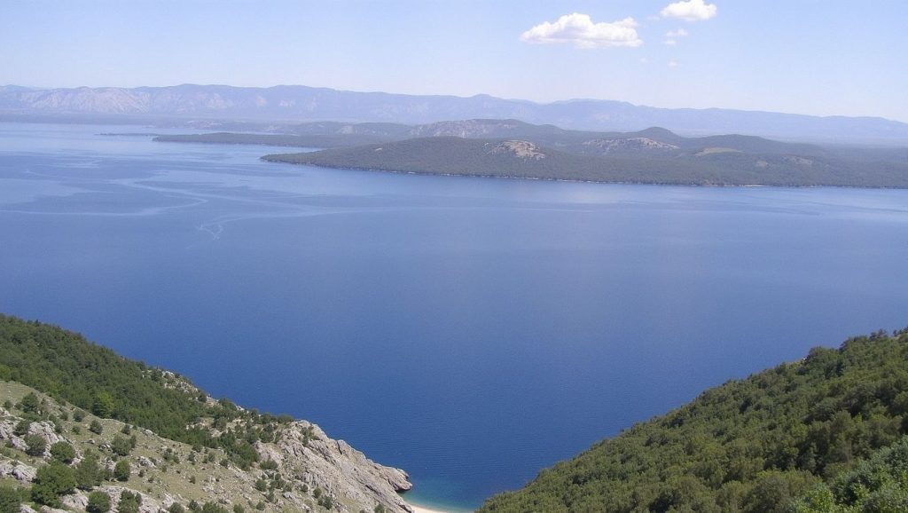 Zlatna obala (Baška, Krk) — foto 5