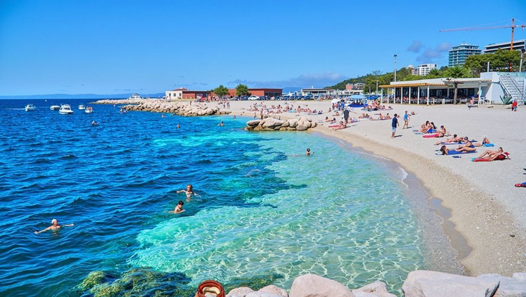 Arena y orilla en Žnjan, Croacia, Croacia