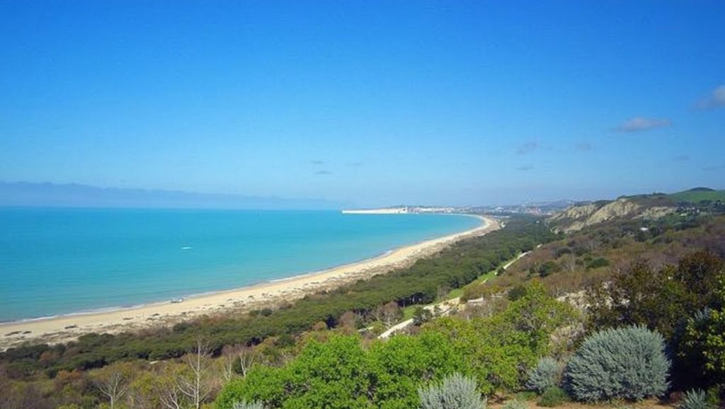 Horizonte desde Praja naturista Rocca Palumma, Tusa, Sicilia