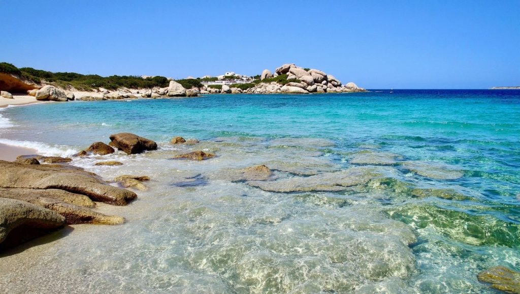 Spiagge di Baia Sant'Anna — foto 3 de 6