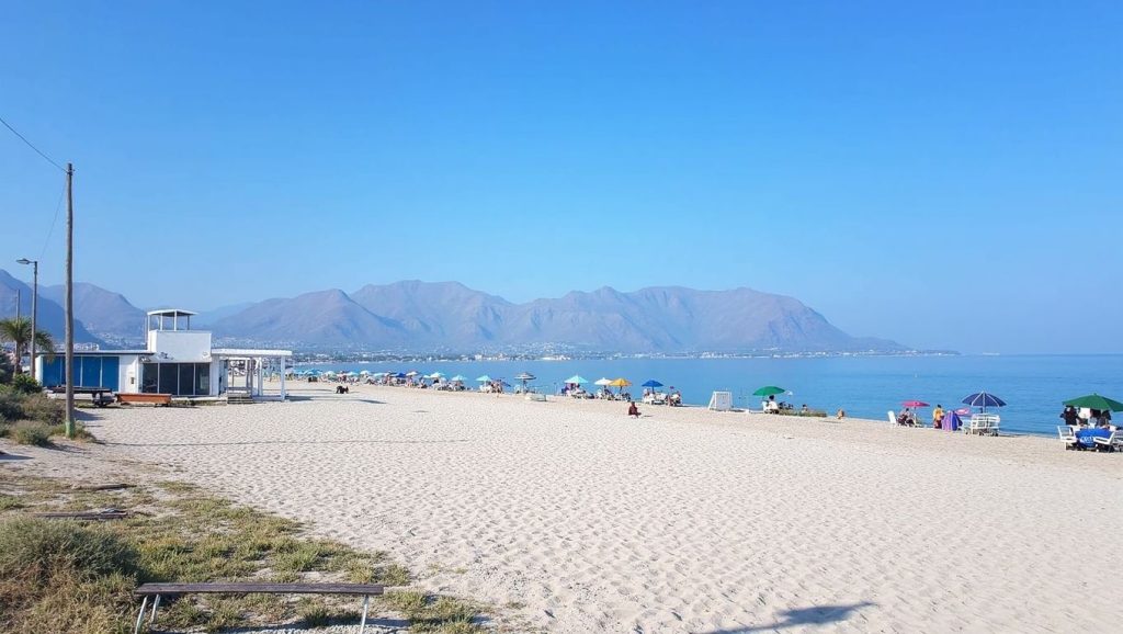 Vista de Spiaggia de Isola delle Femmine desde la orilla, Isola delle Femmine