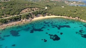 Spiaggia del costone (La Maddalena, Cerdeña)