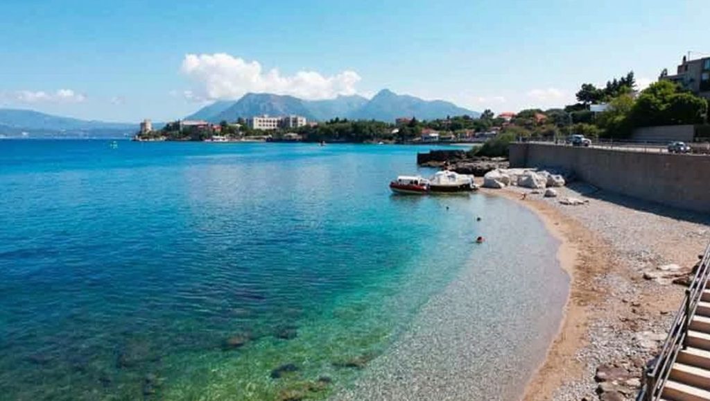 Paseo hacia Spiaggia dell'Olivella, Santa Flavia