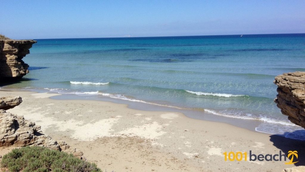 Línea de costa en Spiaggia della Spinazza, Pachino